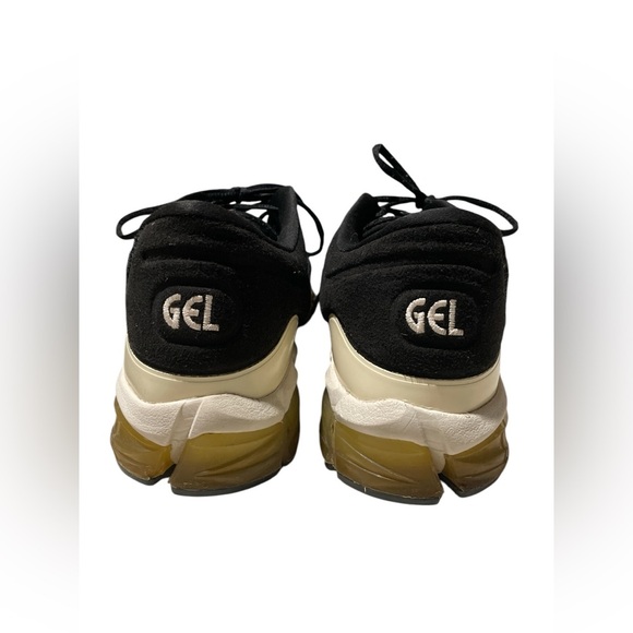 Asics Gel Quantum 360 5 Knit Black Athletic Shoes - Picture 3 of 5